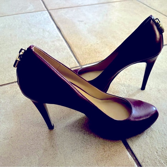 EUC MICHAEL Michael Kors Antoinette Pumps Oxblood/Maroon Size 7 - Picture 5 of 8